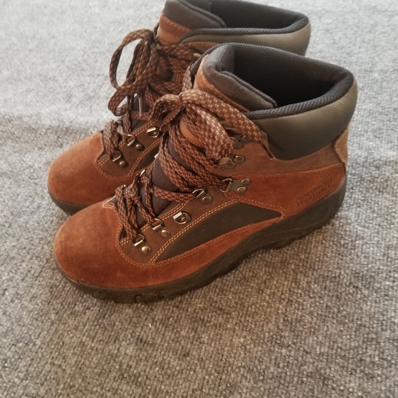 Northwest Territory Hiking Boots - Picture 6 of 10